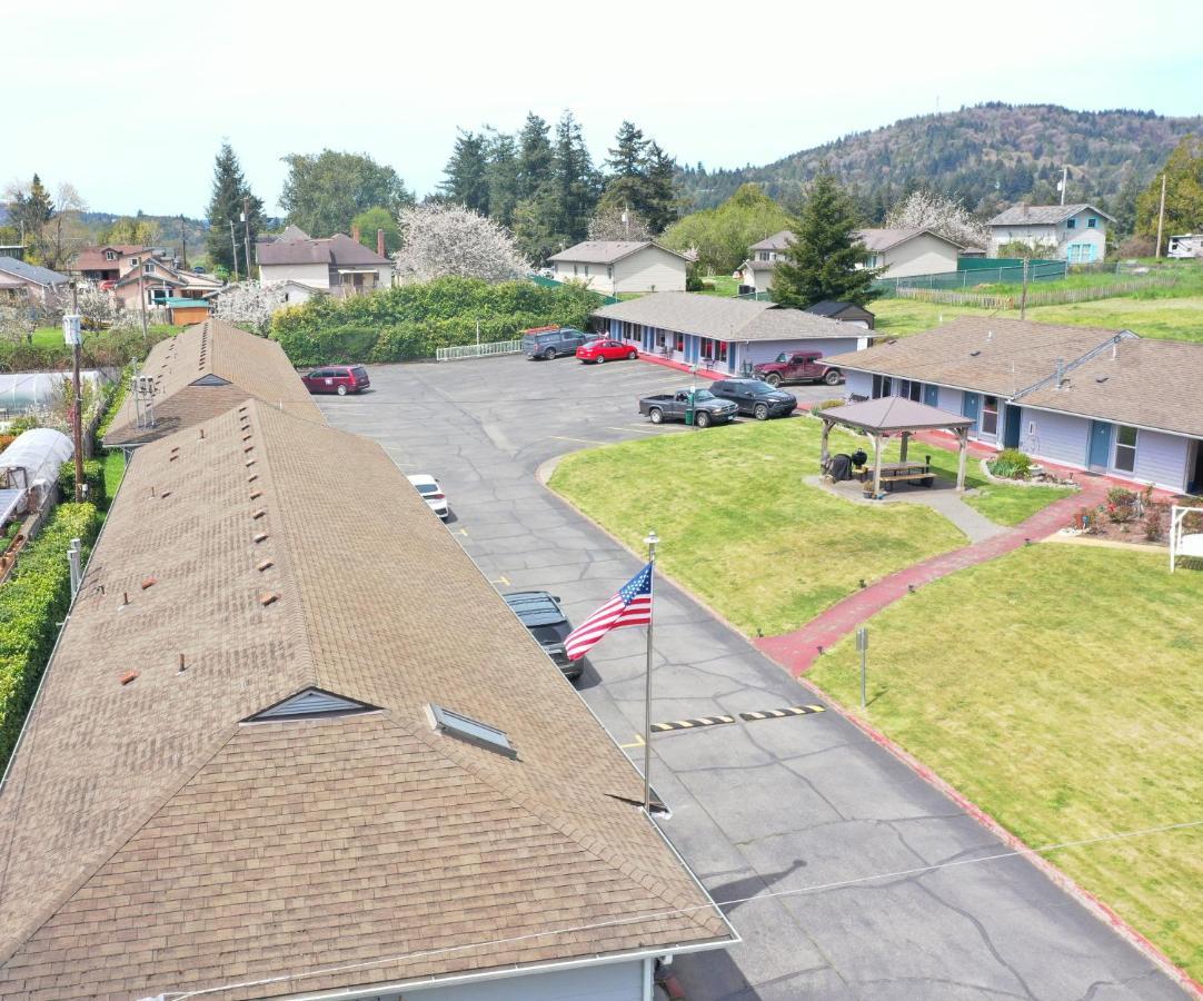 Myrtle Lane Inn Randolph Екстер'єр фото